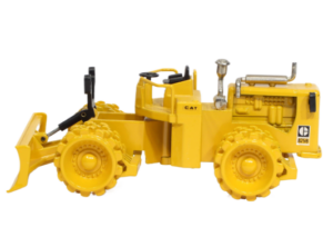COMPACTADOR CATERPILLAR  825-B