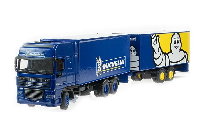 Miniatura Joal 369 — DAF XF CON DOBLE TRAILER MICHELIN